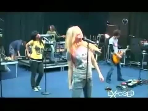 Avril Lavigne - Exposed (Documentary Part 1) 0368 - Avril - Lavigne - Exposed - Documentary - Part - 1