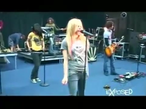 Avril Lavigne - Exposed (Documentary Part 1) 0390