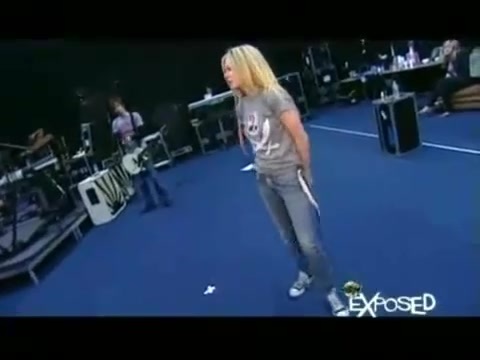 Avril Lavigne - Exposed (Documentary Part 1) 1914