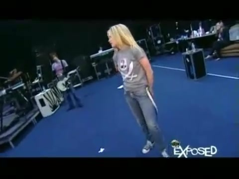 Avril Lavigne - Exposed (Documentary Part 1) 1917