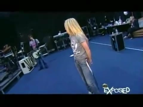 Avril Lavigne - Exposed (Documentary Part 1) 1926