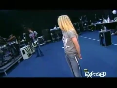 Avril Lavigne - Exposed (Documentary Part 1) 1934