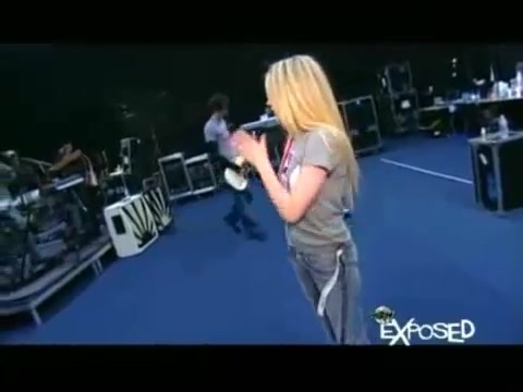 Avril Lavigne - Exposed (Documentary Part 1) 1973