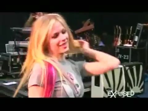 Avril Lavigne - Exposed (Documentary Part 1) 2000
