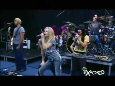 Avril Lavigne - Exposed (Documentary Part 1) 4042