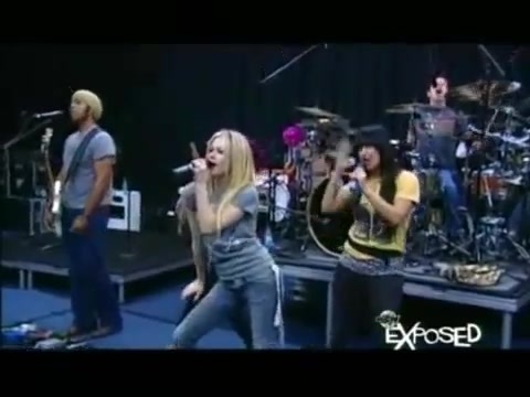 Avril Lavigne - Exposed (Documentary Part 1) 4044 - Avril - Lavigne - Exposed - Documentary - Part - 9