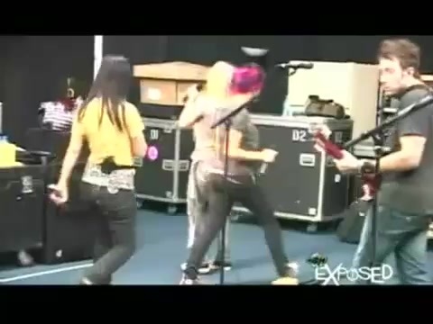 Avril Lavigne - Exposed (Documentary Part 1) 3069