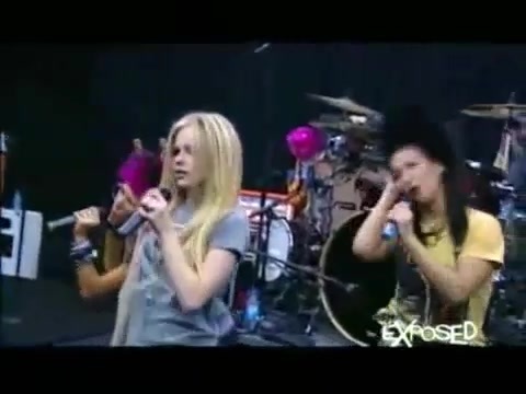 Avril Lavigne - Exposed (Documentary Part 1) 4053