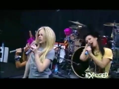 Avril Lavigne - Exposed (Documentary Part 1) 4054 - Avril - Lavigne - Exposed - Documentary - Part - 9