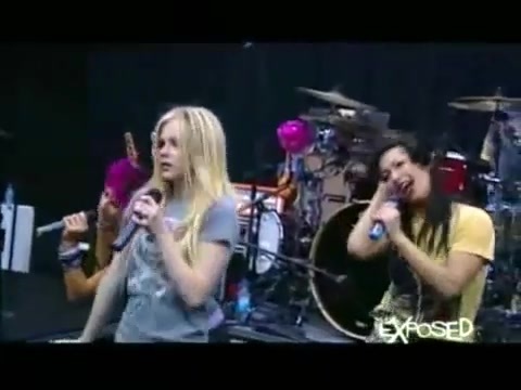 Avril Lavigne - Exposed (Documentary Part 1) 4056 - Avril - Lavigne - Exposed - Documentary - Part - 9