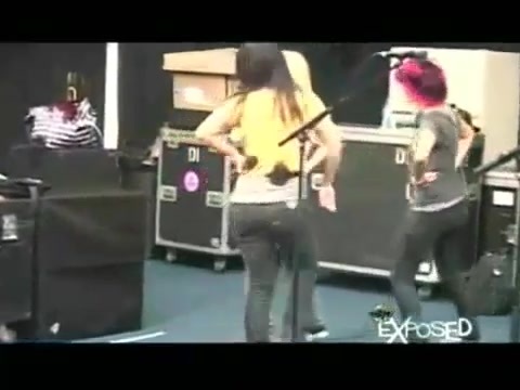 Avril Lavigne - Exposed (Documentary Part 1) 3083