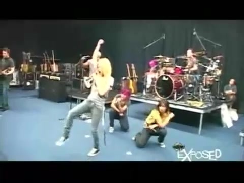 Avril Lavigne - Exposed (Documentary Part 1) 3099