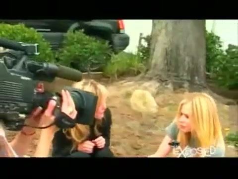 Avril Lavigne - Exposed (Documentary Part 1) 5050