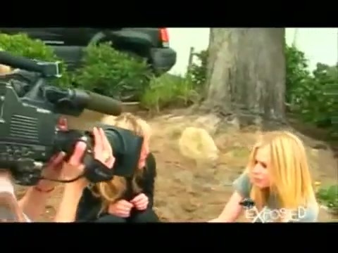 Avril Lavigne - Exposed (Documentary Part 1) 5051