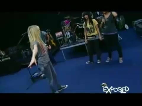 Avril Lavigne - Exposed (Documentary Part 1) 3210