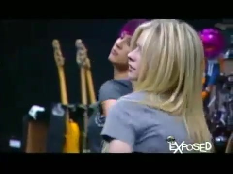 Avril Lavigne - Exposed (Documentary Part 1) 4144