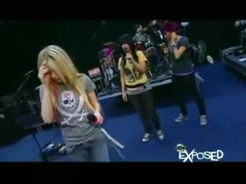 Avril Lavigne - Exposed (Documentary Part 1) 3250
