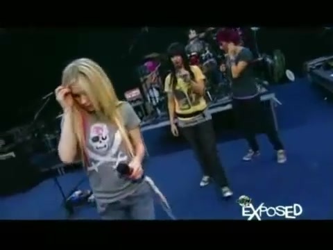 Avril Lavigne - Exposed (Documentary Part 1) 3253