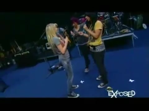 Avril Lavigne - Exposed (Documentary Part 1) 3282