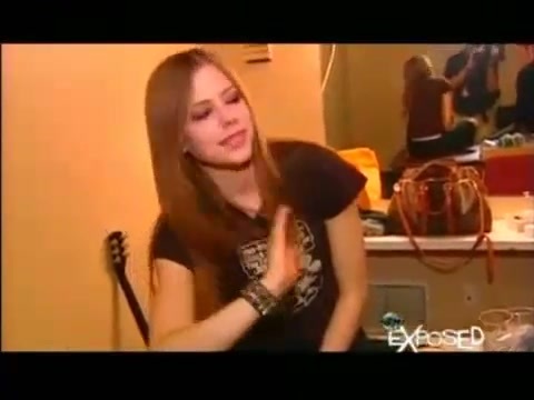 Avril Lavigne - Exposed (Documentary Part 1) 5639
