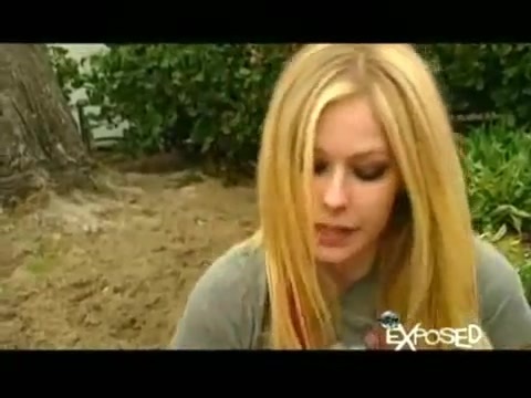 Avril Lavigne - Exposed (Documentary Part 1) 4222