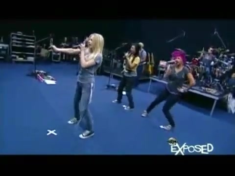 Avril Lavigne - Exposed (Documentary Part 1) 5205