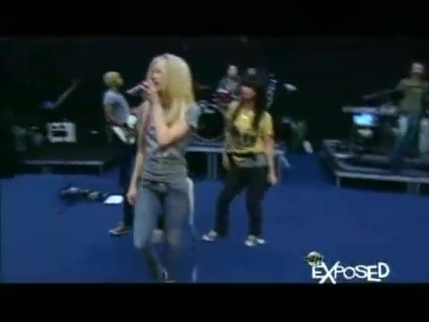 Avril Lavigne - Exposed (Documentary Part 1) 3745