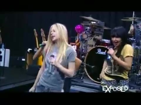 Avril Lavigne - Exposed (Documentary Part 1) 4279 - Avril - Lavigne - Exposed - Documentary - Part - 9