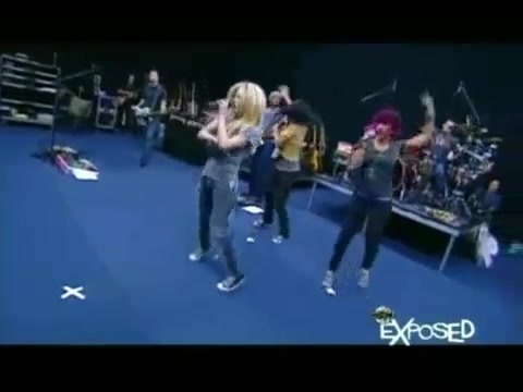 Avril Lavigne - Exposed (Documentary Part 1) 5251