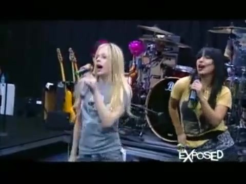Avril Lavigne - Exposed (Documentary Part 1) 4296 - Avril - Lavigne - Exposed - Documentary - Part - 9