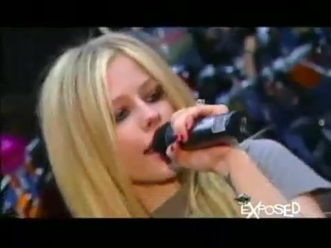 Avril Lavigne - Exposed (Documentary Part 1) 3388