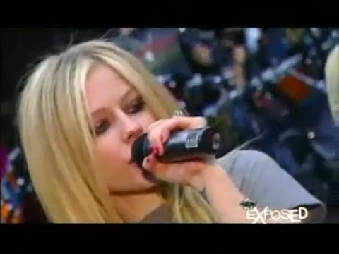 Avril Lavigne - Exposed (Documentary Part 1) 3392