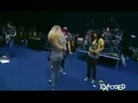 Avril Lavigne - Exposed (Documentary Part 1) 3832