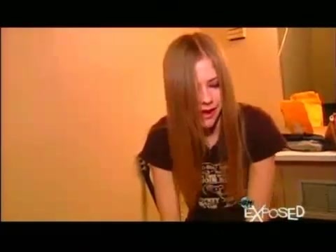 Avril Lavigne - Exposed (Documentary Part 1) 5790