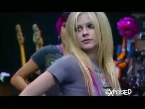 Avril Lavigne - Exposed (Documentary Part 1) 4340 - Avril - Lavigne - Exposed - Documentary - Part - 9