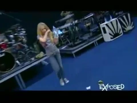 Avril Lavigne - Exposed (Documentary Part 1) 5313