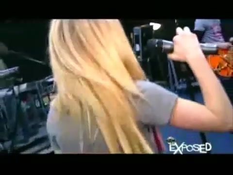 Avril Lavigne - Exposed (Documentary Part 1) 5355