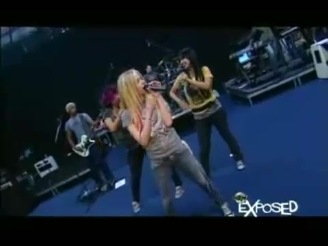 Avril Lavigne - Exposed (Documentary Part 1) 3487