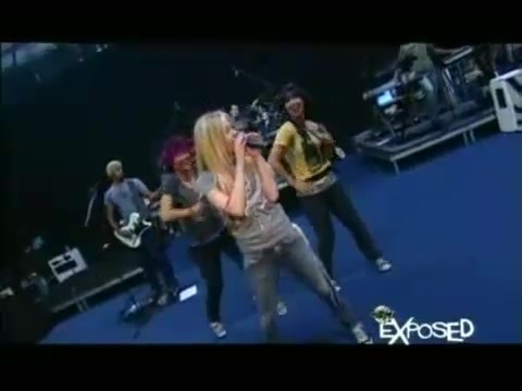 Avril Lavigne - Exposed (Documentary Part 1) 3491