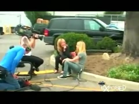 Avril Lavigne - Exposed (Documentary Part 1) 4945 - Avril - Lavigne - Exposed - Documentary - Part - 10