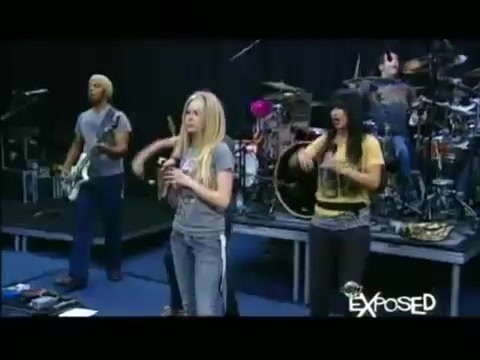 Avril Lavigne - Exposed (Documentary Part 1) 3999 - Avril - Lavigne - Exposed - Documentary - Part - 8