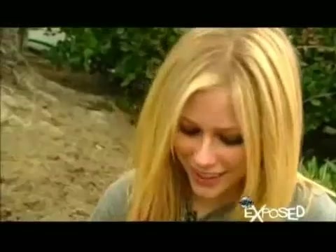 Avril Lavigne - Exposed (Documentary Part 1) 6080