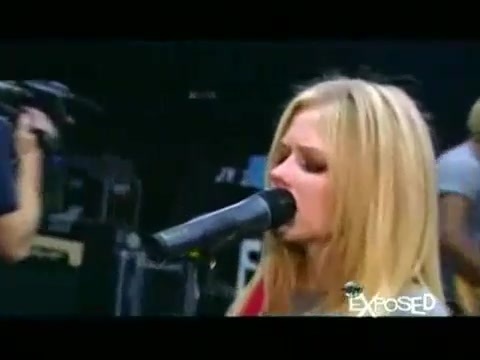 Avril Lavigne - Exposed (Documentary Part 1) 7689