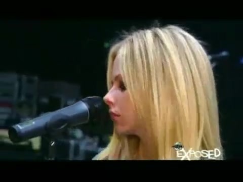 Avril Lavigne - Exposed (Documentary Part 1) 7710