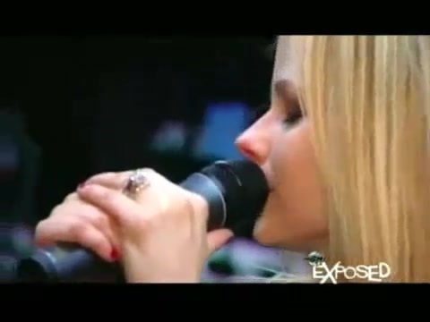 Avril Lavigne - Exposed (Documentary Part 1) 6800