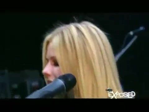 Avril Lavigne - Exposed (Documentary Part 1) 7739