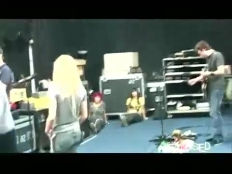 Avril Lavigne - Exposed (Documentary Part 1) 7772