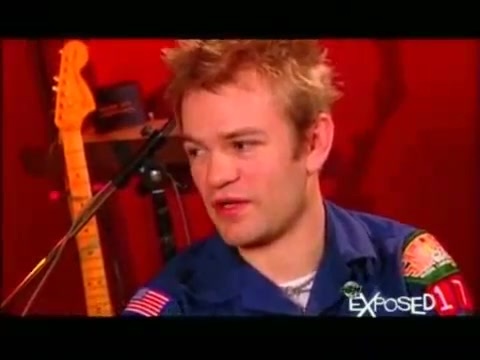 Avril Lavigne - Exposed (Documentary Part 1) 6866 - Avril - Lavigne - Exposed - Documentary - Part - 14