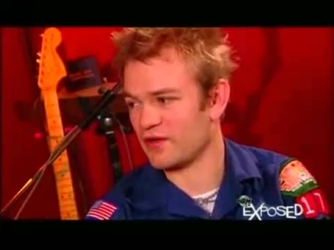 Avril Lavigne - Exposed (Documentary Part 1) 6868 - Avril - Lavigne - Exposed - Documentary - Part - 14