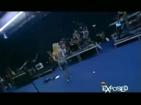 Avril Lavigne - Exposed (Documentary Part 1) 7808 - Avril - Lavigne - Exposed - Documentary - Part - 16